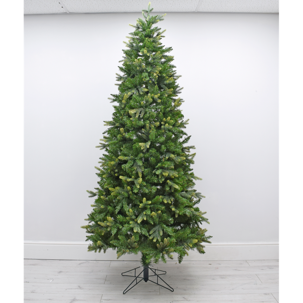 7.5ft Minnesota Pine Artificial Christmas Tree - Ideal for Festive Cheer